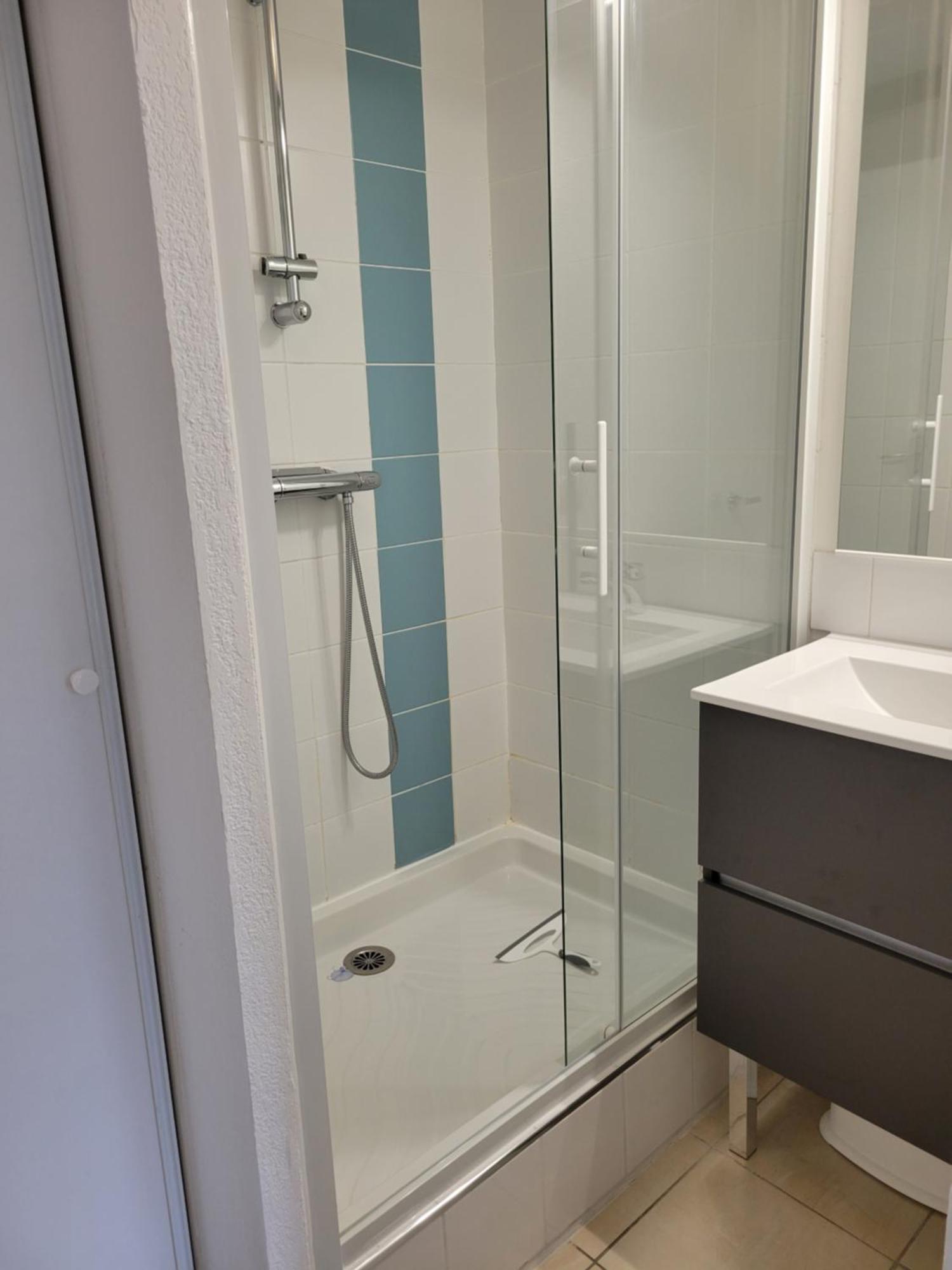Appartement Dans Residence Avec Piscine Ла-Лонд-ле-Мор Экстерьер фото